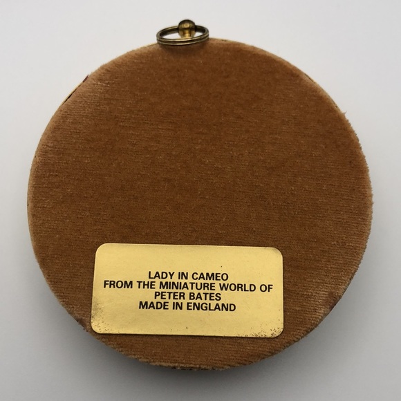 Vintage Peter Bates Framed Cameos Nymphs & Lady in Cameo - Picture 4 of 6